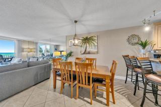 Destin on the Gulf 205 - Updated Gulf Front Property with Free Beach Service - 5