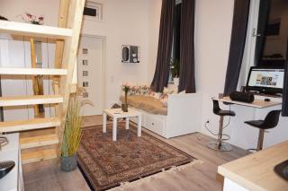 Fresh happy little house, 35 m2 IN Täby - 0