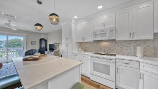 Seahaunts 6A - Steps to the beach updated in 2022 south side of 30A - 0