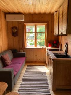 Cozy private house with patio near the beach! - Pärnu - 2