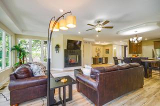 Lakefront Osage Beach Retreat with Boat Slip! - Osage Beach - 5