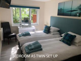 The South Cabin at Easter Arr - 3