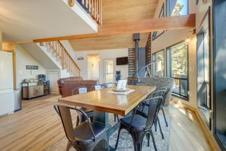 Stylish Angel Fire Cabin with Deck - 2 Mi to Ski Mtn - 4