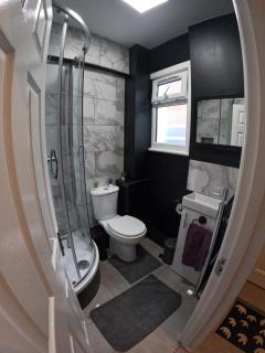 Studio Apartment in Kew - 6