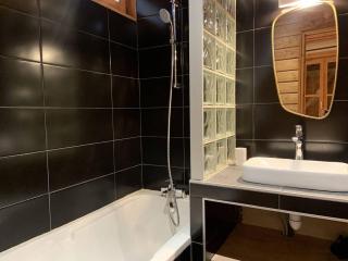 Alpe d'Huez Houses - Chalet Justine - Duplex for up to 15 people amazing location - L'Alpe-d'Huez - 1