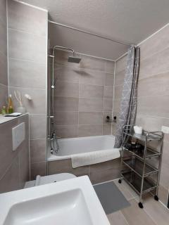 Stilvolle Wohnung mit traumhaftem Bergblick - 8