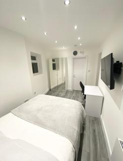 London Studio - Chingford - 5