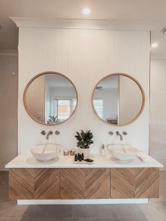 Harrington Guest Suite - 3