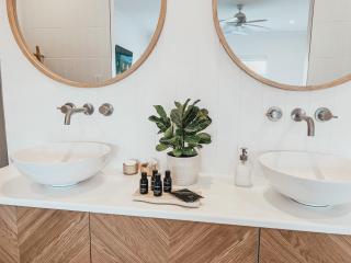 Harrington Guest Suite - 2