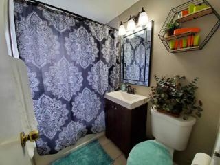 The Park Plaza: 2_Bedroom Apartment in Richmond CA - Richmond - 2