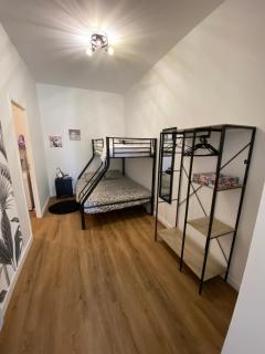Le cocon de Didine, beau F2, 2 places de parking clos, proche Disneyland - Quincy-Voisins - 1