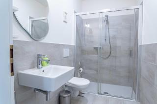 Prague Retreat Apartment - 7