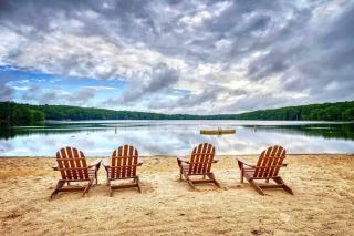 Serene & Fun Family Gem ~ Big Bass Lake Community! - Gouldsboro - 7