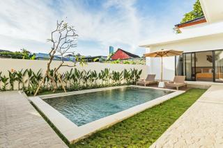Villa Celestial Brand New Enchanting 2 BR with Aircon Living Canggu - Canggu - 9