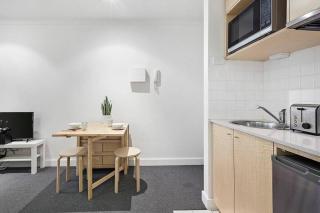 Backpacker's Delight on Lygon Street near RMIT - 6