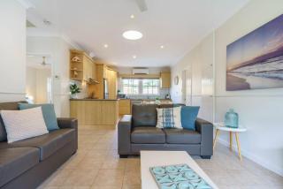 'By the Beach' Your Comfy Rosebud Holiday Home - Rosebud - 2