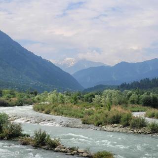 White Water Resorts - Pahalgām - 3