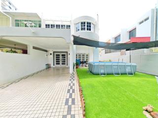 527 BeachHouse l 5 bedroom with swimming pool - 3min walk to the beach - Tanjung Bungah - 4