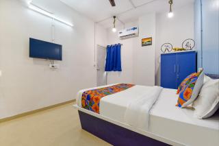 Via Solitaire, Surat - 3