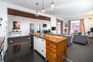 Altitude Apartment, Martinborough - 1