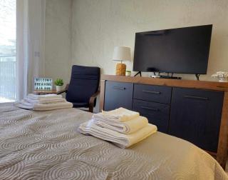 Rea Home Apartment - Modern & Stylish Stay - Sofia - 8