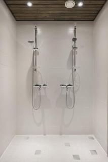 Kotimaailma - Upea kolmen makuuhuoneen paritalo Suutarilassa - 6