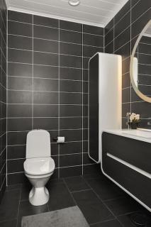 Kotimaailma - Upea kolmen makuuhuoneen paritalo Suutarilassa - 2