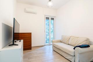 Livorno- Lungomare Viale Italia Bright Apartment! - Livorno - 7
