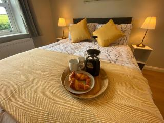 NEW The Gate Lodge at Dunnanew - 4 Star- Sleeps 5 - Seaforde - 9