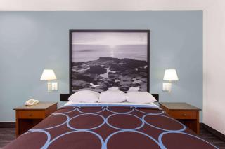 Super 8 by Wyndham El Cajon San Diego - El Cajon - 3