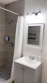 Guest House , 5 min away from LAS Airport. - 1