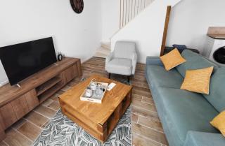 Les remparts de Caroline, au pied de La Cité. - 6