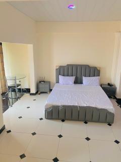 Jennabwa Lodge and Restaurant - 4