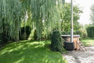 Spacious Comfort Villa Vera with hottub - Zeewolde - 9