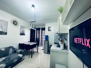2 Bedrooms Condo Good For Family and Friends Sharing - Agus - 0