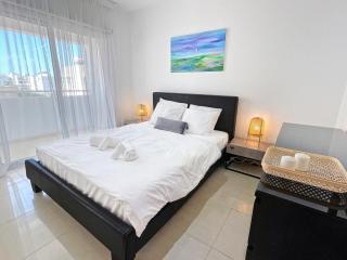 2BR SEAVIEW Apt in prime location 1 min from sea - Larnaca - 5