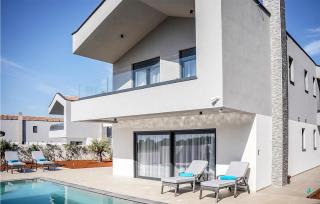 Lovely Home In Rebici With Wifi - Rebići - 8