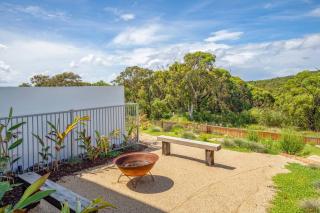 'Bridgehampton' A Luxury Beach House Dream - 1