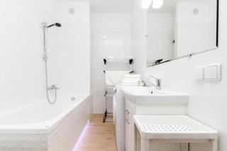 Apartment Harmonia Oliwska by Noclegi Renters - Danzig - 4