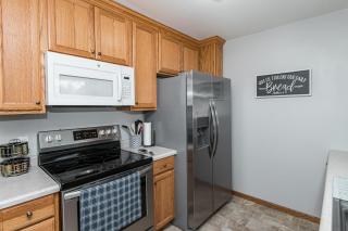 3 Bedroom Haven of Rest-5 Minutes from Mayo Clinic! - Rochester - 1