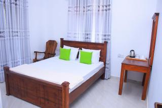 Rock Edge Residence - Kandy - 9