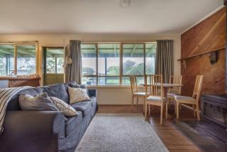 'Flinders Cabin' A Cosy Family Beach Shack - 4