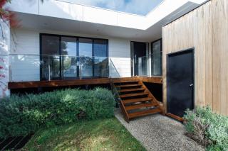 Expansive Beachside Luxury at Roman On Reeves - Blairgowrie - 3