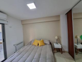 BELLISIMO, Amplio, a solo 100 metros del RIO, la zona VIP de Rosario!!! - 3