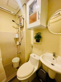 City View Studio Unit at Centrio Tower beside Ayala Mall - Cagayan de Oro - 3