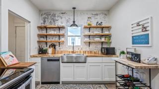 Curated Cottage. minutes from Silos, zoo, Baylor - Waco - 1