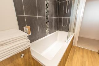 The Avenue Apartment - 8