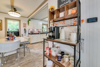 Lakefront Michigan Abode with Deck and Fire Pit! - 5