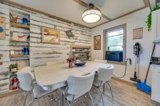 Lakefront Michigan Abode with Deck and Fire Pit! - 4