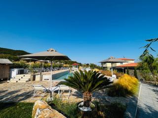 IONISO Boutique Hotel - 8